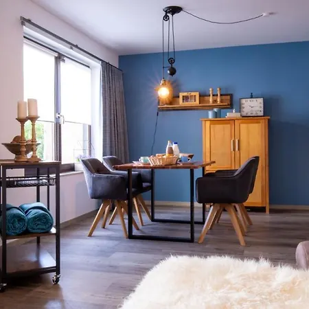 Alt Monjoie アパート *