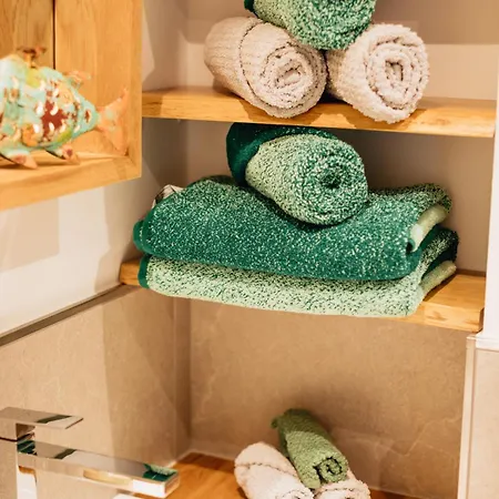 Alt Monjoie 로에트겐